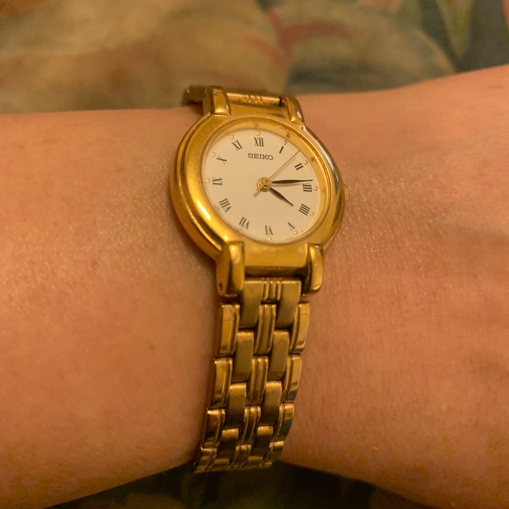 Watch - Picture 2 of 3